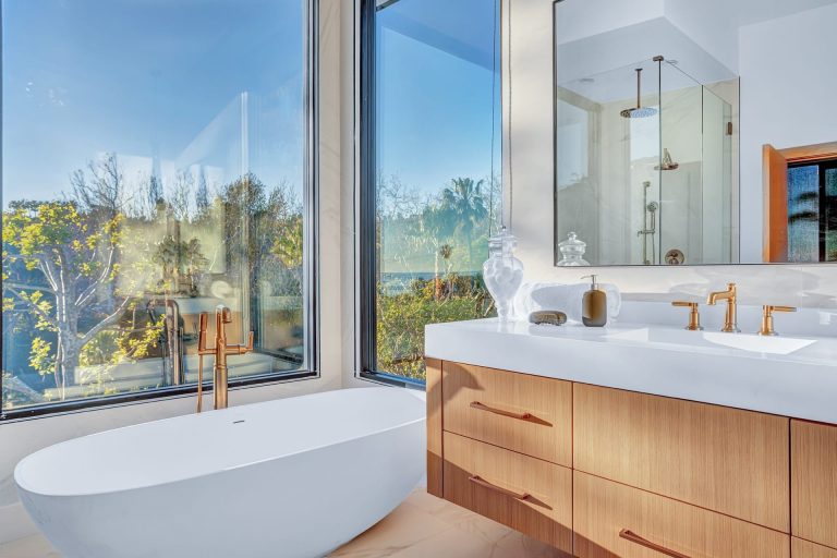 Sea Vista, Los Angeles, CA