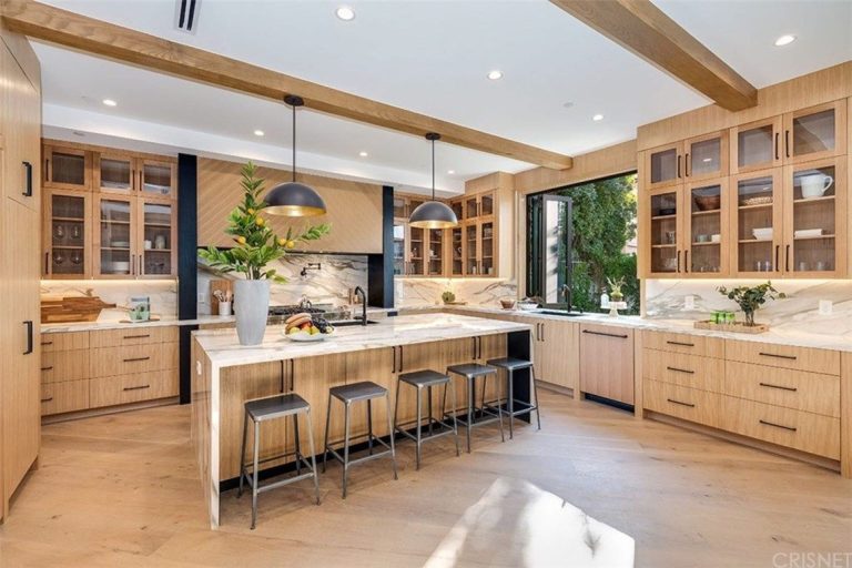 Tujunga Ave. Studio City, CA